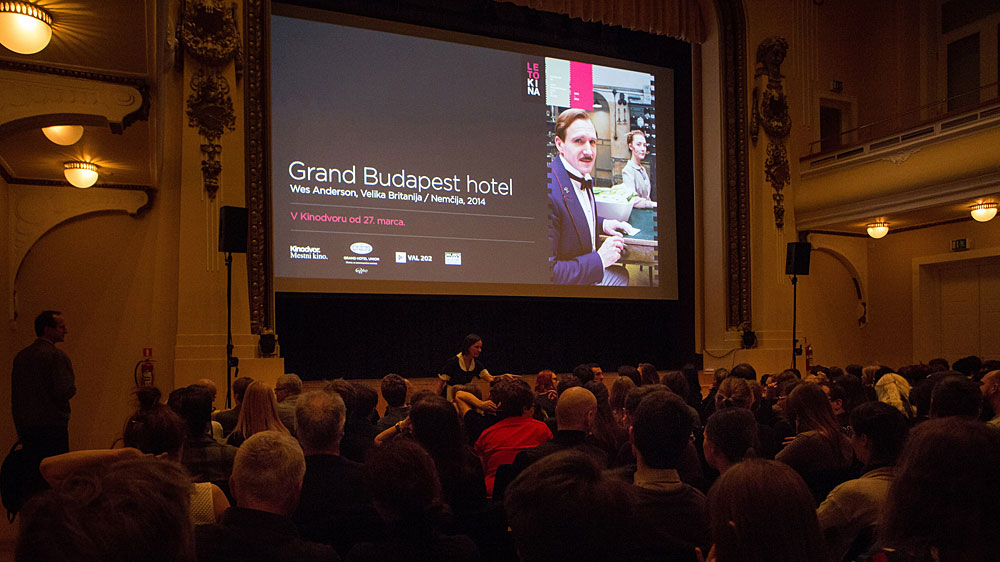Začetek rednega predvajanja filma Grand Budapest hotel in Kinodvorov Kino zemljevid