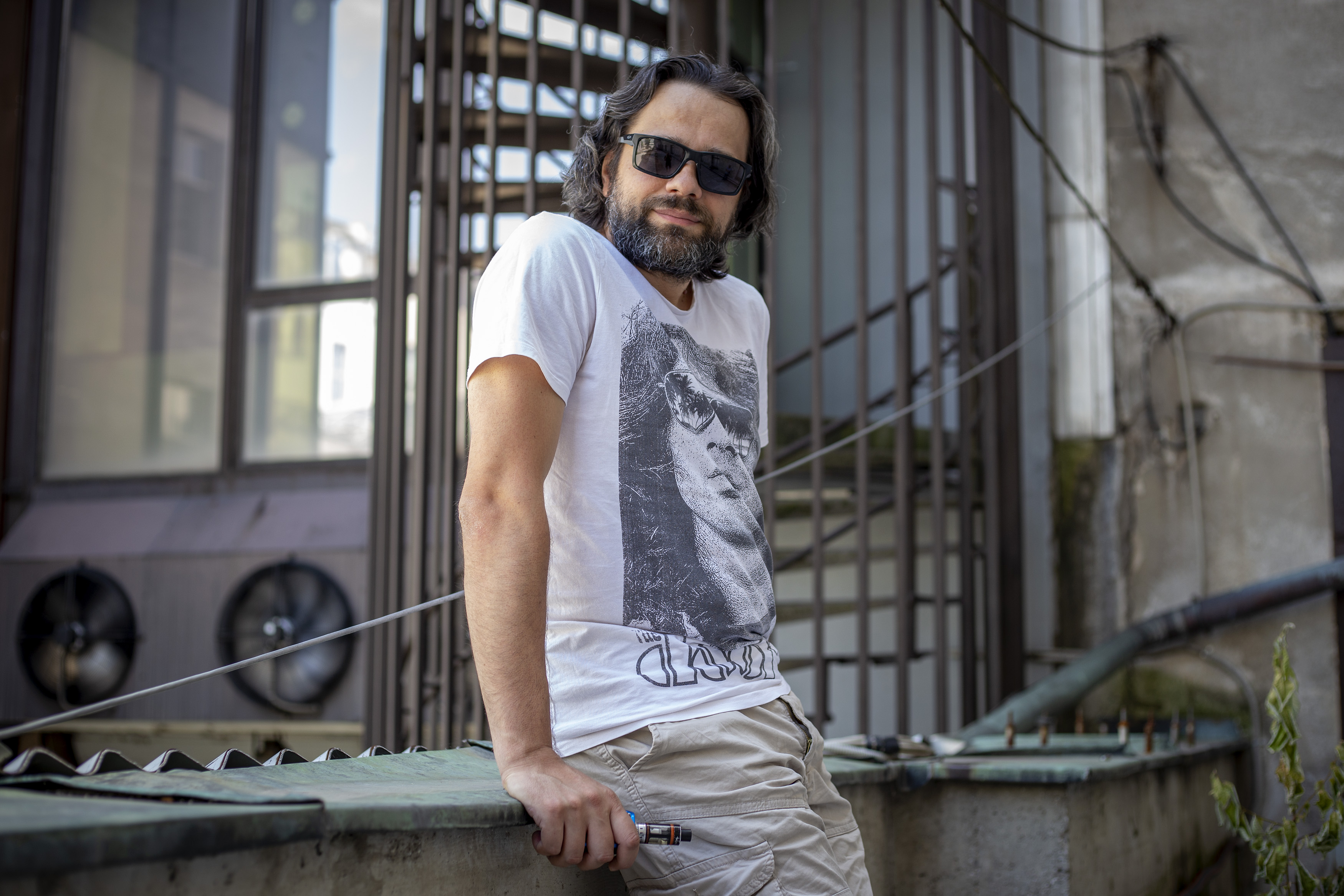 Premierna projekcija filma Kriči, Sarajevo! in pogovor z ustvarjalci