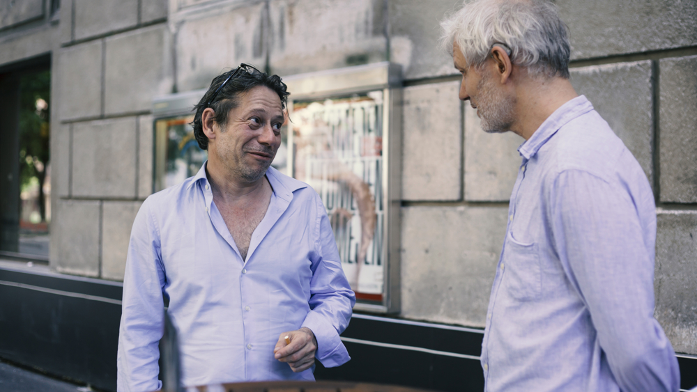 Mathieu Amalric prihaja v Kinodvor