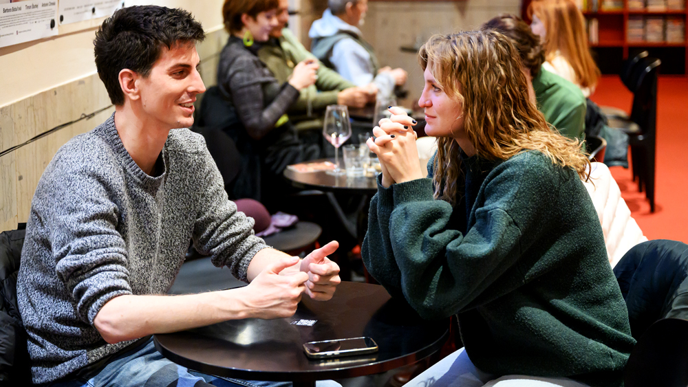 Vse roza na Kinotripovi premieri filma DJ Ahmet